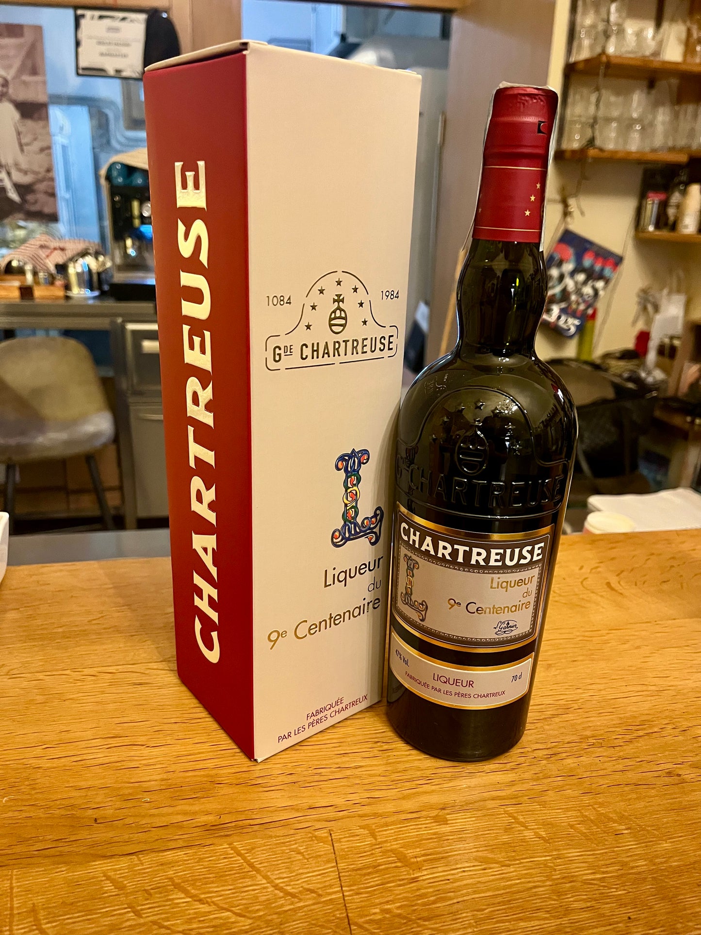 Chartreuse Liqueur du 9e Centenaire – 70cl – 47% Vol. – Gift Box
